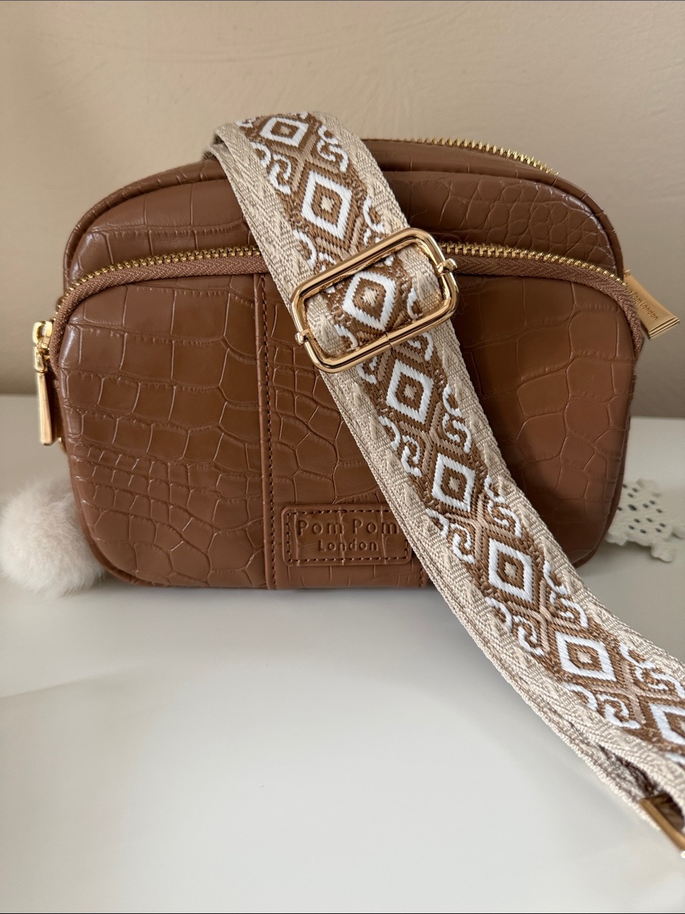 Pom Pom London Caramel Croc-Embossed Crossbody Bag - Picture 9 of 11